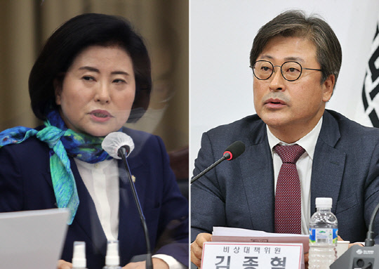 양경숙(왼쪽부터) 더불어민주당 국회의원과 김종혁 국민의힘 비상대책위원.<연합뉴스 사진·국민의힘 홈페이지 사진 갈무리>